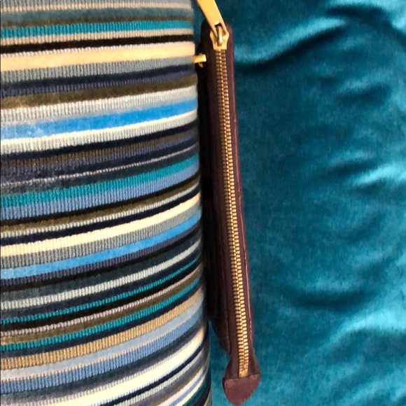 Marc Jacobs zipper wallet with 2 front pockets - Picture 5 of 8